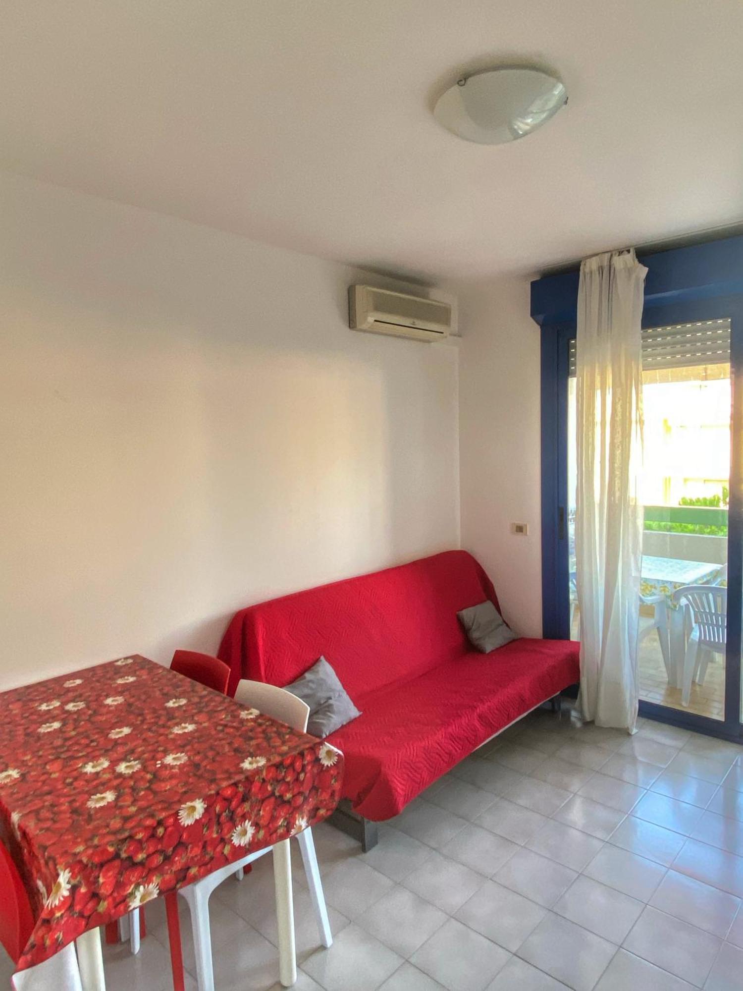 Grazioso Appartamento N 76 A 100Mt Dal Mare Бибионе Экстерьер фото